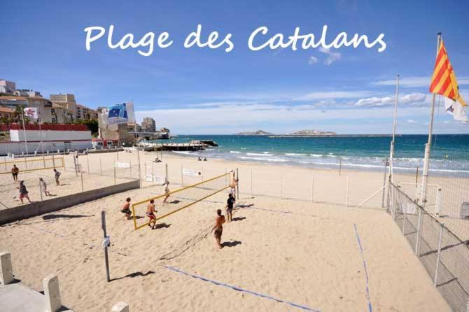 Suite Jacuzzi Privatif Plage Des Catalans Marseille Bagian luar foto